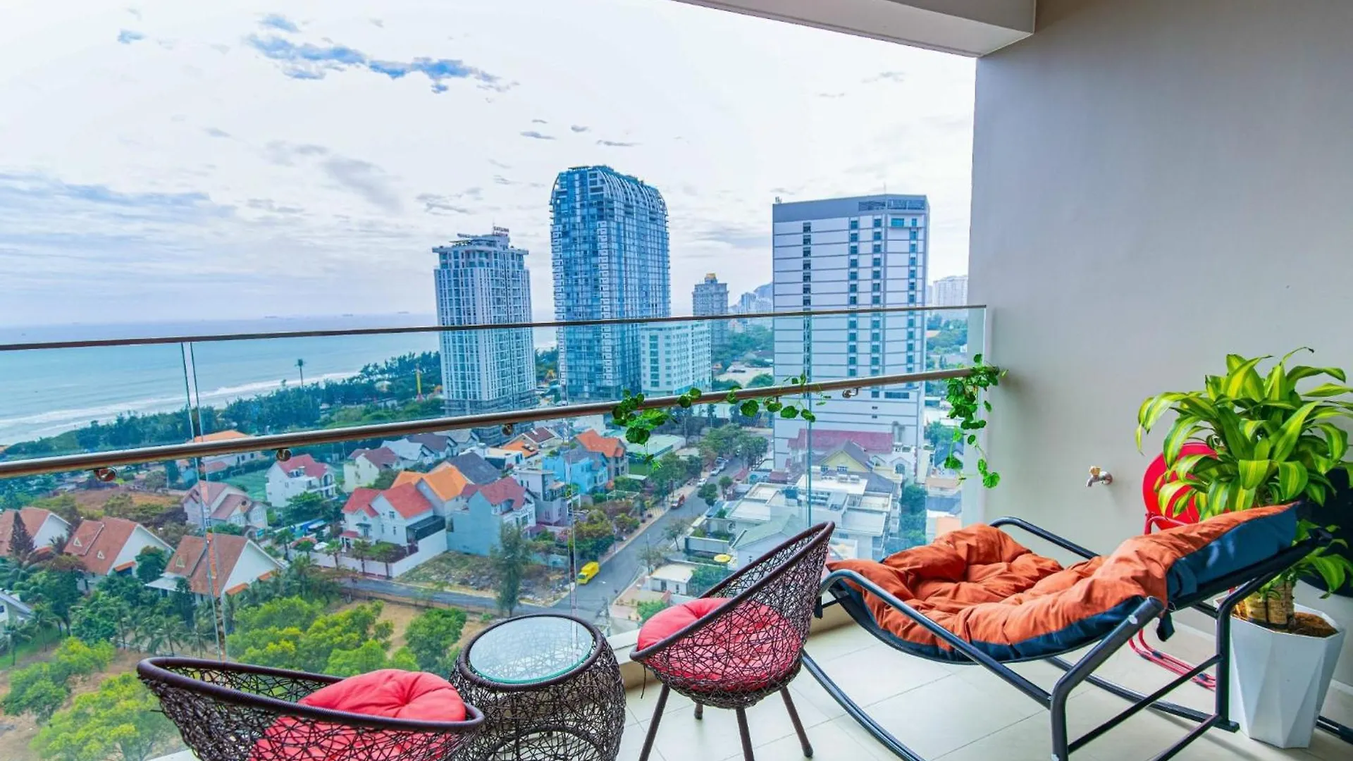 The Song Apartment - Bear Homestay فونج تاو 0*,