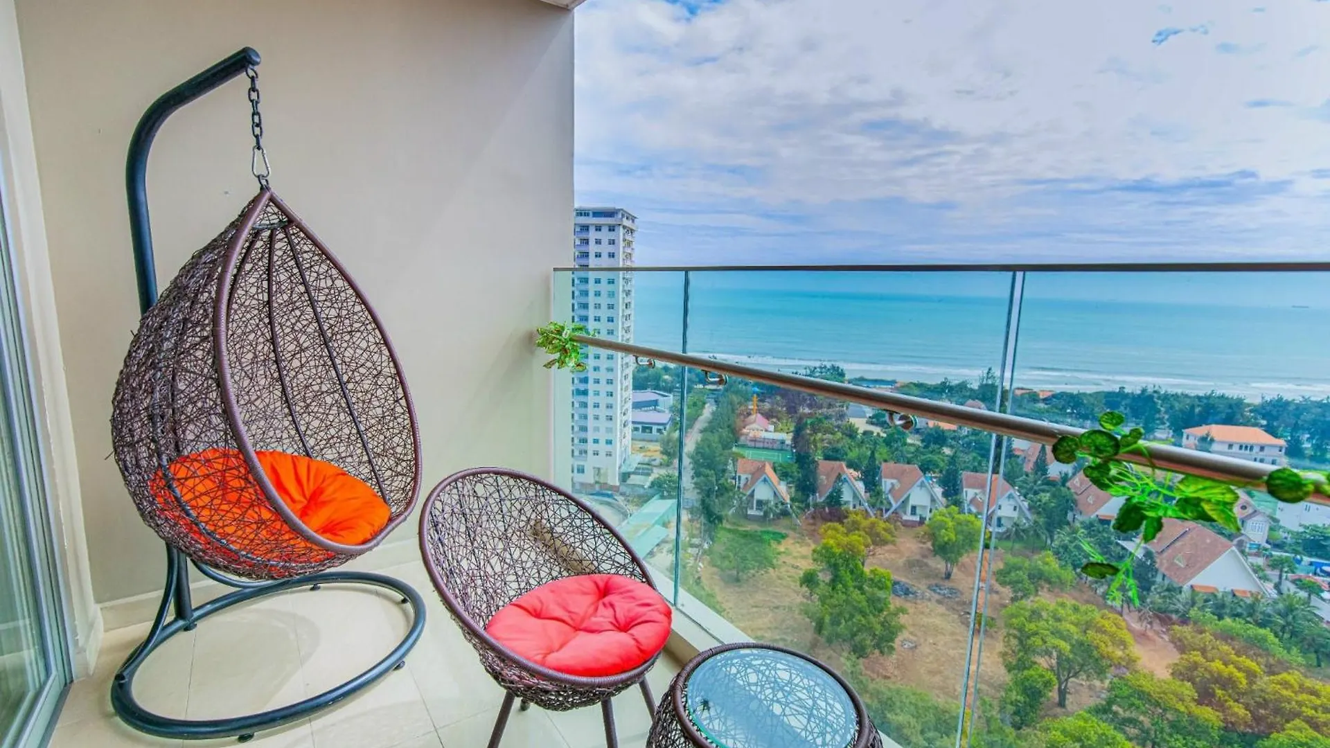 The Song Apartment - Bear Homestay فونج تاو 0*,  فيتنام